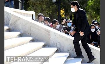 مراسم خاکسپاری پیکر محمدرضا شجریان در توس 25