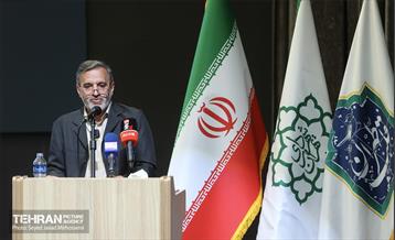 نشست فصلی ائمه جماعت و مدیران حوزه های علمیه منطقه 12 با مدیران شهری 7