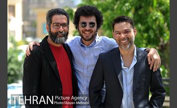 نشست نقد و بررسی فیلم ابدو یک روز 8