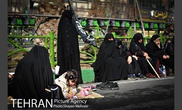 اجتماع عزاداران فاطمی در میدان هفت تیر 3