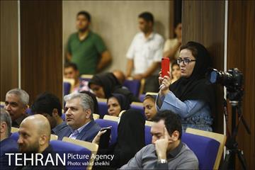 بازدید شهردار تهران از موسسه مطبوعاتی همشهری  23