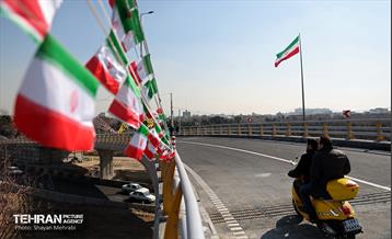 تقاطع سه سطحی بزرگراه‌های شهید نواب صفوی(شهید یارجانی) و شهید تندگویان 35