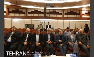 بازدید شهردار تهران از کارخانه نوآوری 2