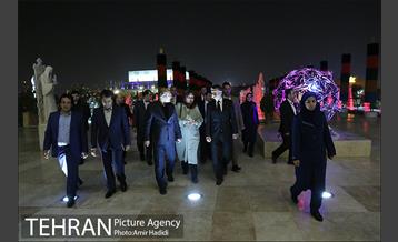 بازدید رییس مجلس ملی مجارستان ار برج میلاد تهران 6