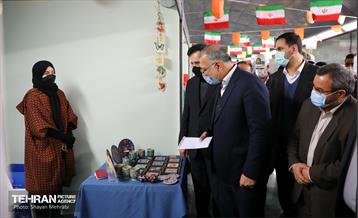 آیین افتتاح و بهره‌برداری پروژه‌های شهری 14