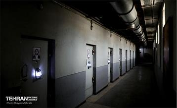 باغ موزه قصر (زندان سیاسی)‎ 1