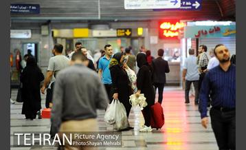 گفتگوی صمیمی دستفروشان مترو با مدیران شهری 15