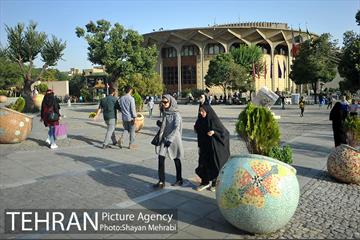 زندگی روزمره در چهارراه ولیعصر(عج) 8