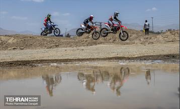 رانـد اول مسابقات موتورکراس کشور  31
