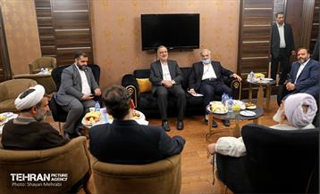 دیدار شهردار تهران با آقای قدیری ابیانه و آیت الله اختری 1