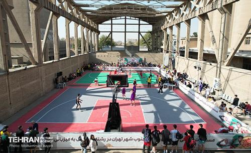 آیین اختتامیه مسابقات ورزشی قهرمانان مناطق پهنه جنوب شهر تهران در منطقه 20 30