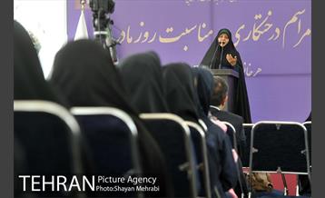 مراسم درختکاری به مناسبت روز مادر 32