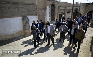 بازدید سفرای خارجی از منطقه ۲۱ 12