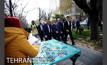 بازدید نماینده مجلس و استاندار تهران از نورزگاه بلوار کشاورز 8