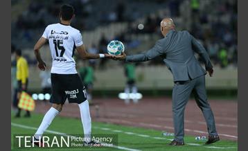 دیدار تیم های فوتبال استقلال و صبای قم