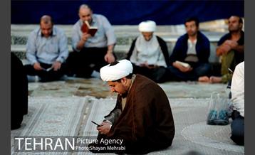 احیای شب نوزدهم ماه مبارک رمضان در حرم امام خمینی(ره) 6