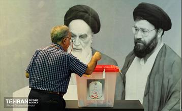 انتخابات چهاردهمین دوره ریاست جمهوری - حسینیه جماران 49