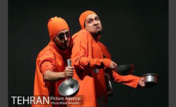 نمایش حکومت نظامی‎ 7