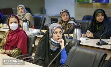 حضور زهره الهیان از منطقه 5