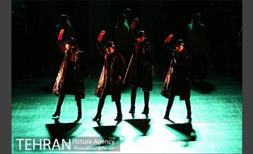 نمایش سقراط‎ 9