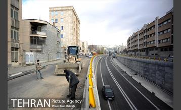 زیرگذر استاد معین قبل از افتتاح 32