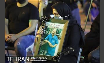 آیین بزرگداشت و تکریم خانواده های معظم شهدای مدافع حرم و مدافع سلامت 4