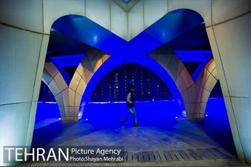 ساعت زمین در تهران 21