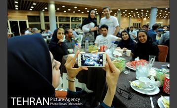 ضیافت افطاری مرکز ارتباطات شهرداری تهران 13