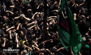 خیمه سوزان ظهر عاشورا در چهارراه گلوبندگ 4