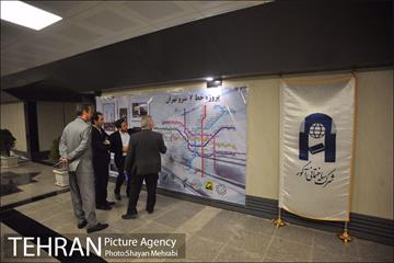 تست گرم خط هفت مترو با حضور شهردار تهران 12