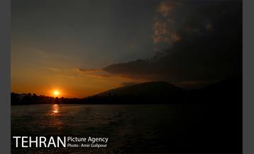 روزهای بهاری دریاچه شهدای خلیج فارس‎ 3