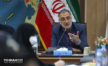 دیدار شهردار تهران با نخبگان منطقه 13