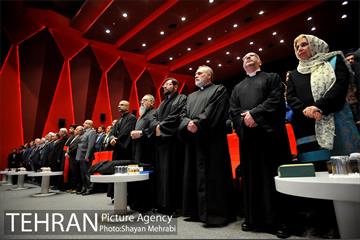 نشست شهردار تهران با رهبران ادیان توحیدی و جمعی از چهره های برجسته اقلیت دینی‎ 9