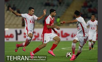 دیدار دو تیم پرسپولیس تهران و فولاد خوزستان