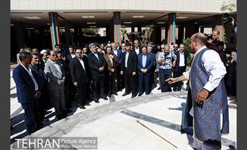 افتتاح باغ هنر اراضی عباس آباد با حضور شهردار تهران 4