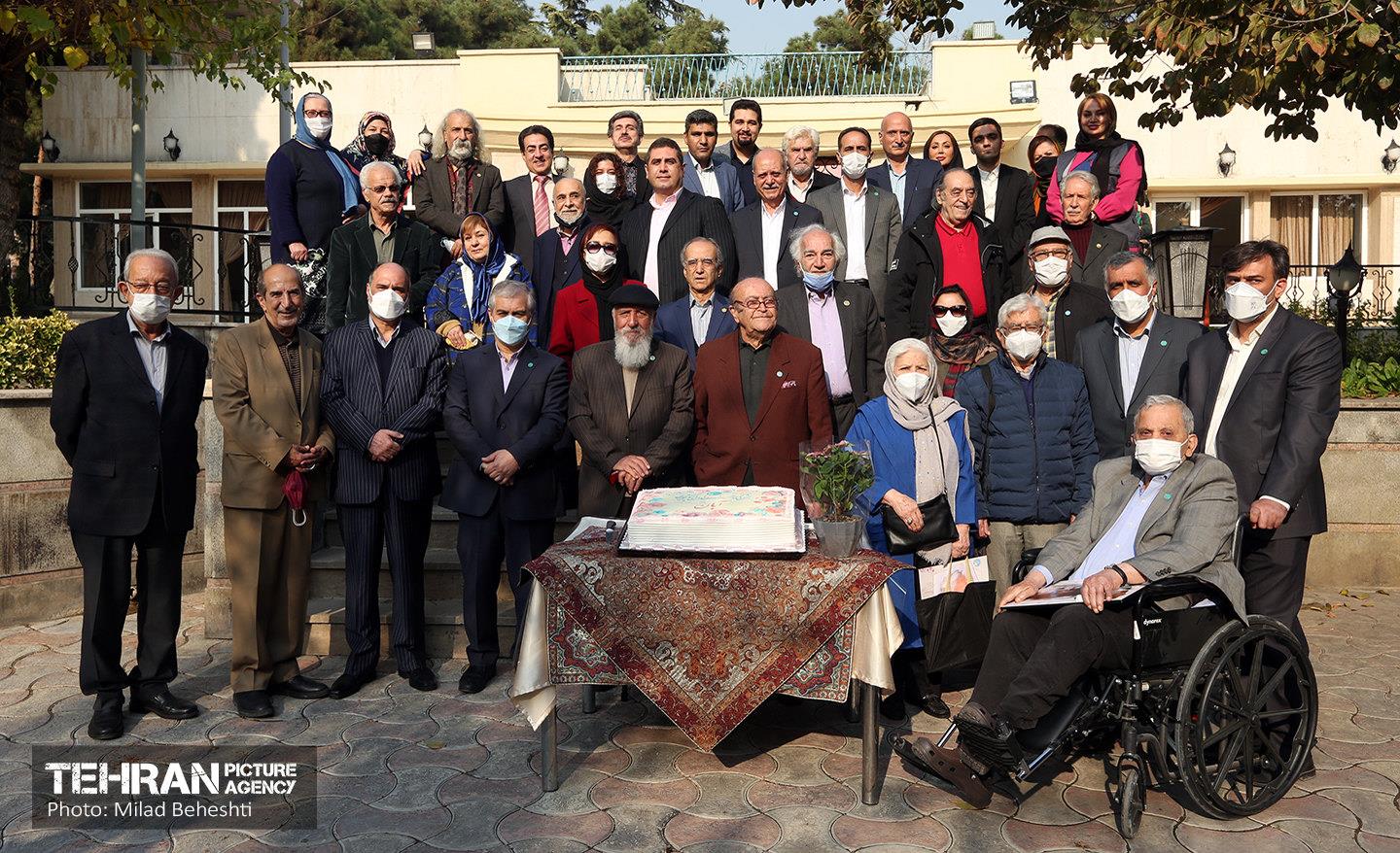 جشن تولد هنرمندان پیشکسوت متولد آبان 25