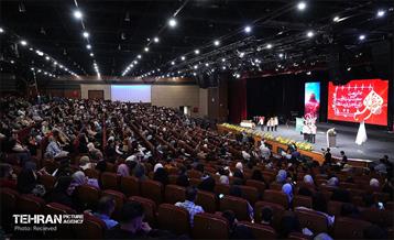 آئین تجلیل از پرستاران فعال در جنگ 12 روزه تحمیلی 54