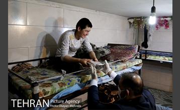 آماده سازی و توزیع 1000 پک افطاری در منطقه 6 33