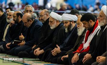 اقامه نماز عید سعید فطر در مصلی امام خمینی(ره)