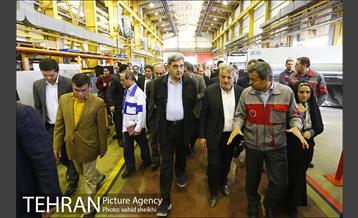 بازدید شهردار تهران از کارخانه واگن سازی تهران 1