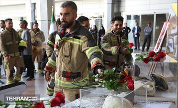 مسابقه پله‌نوردی آتش‌نشانان در برج میلاد 42