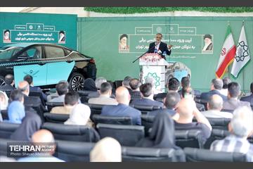آیین ورود ۱۰۰۰ دستگاه تاکسی برقی به ناوگان حمل و نقل عمومی شهر تهران 19