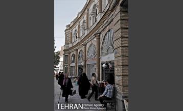 میدان حسن آباد 24