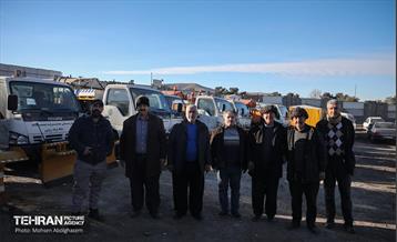 مانور برف‌‍‌روبی منطقه 4 شهرداری تهران 1