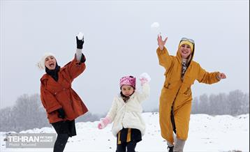 روز برفی در منطقه 5 6