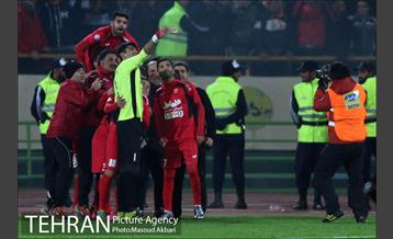 دیدار تیم های فوتبال پرسپولیس و سایپا