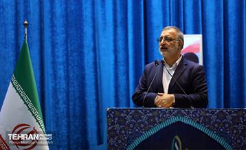 حضور شهردار تهران در نماز جمعه 10