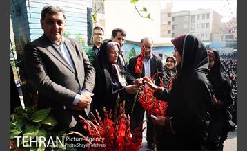 آیین برگزاری انتخابات شهردار مدرسه با حضور شهردار تهران 31