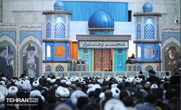 اولین همایش مسجد برقرار در حرم امام(ره) 47