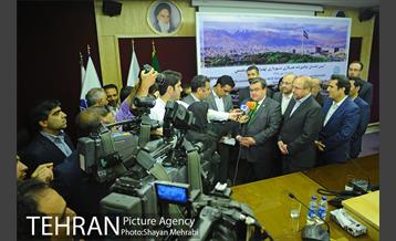 حضور شهردار مونترال در برج میلاد برای امضاء تفاهم نامه با شهرداری تهران 21